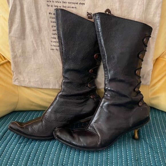 NIB New Cydwoq Boots Size 38 8 Distressed Black Leather Handmade USA Apollo $561 - Picture 1 of 14